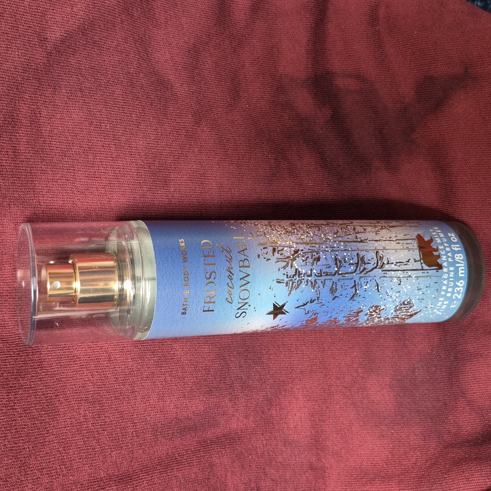 Frosted Coconut Snowball Mist DISCONTINUED From Bath & Body Works New